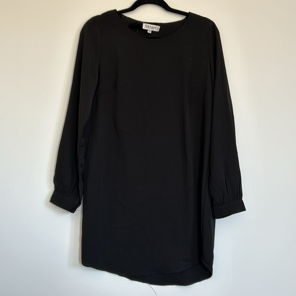 Chic Showpo black mini dress - Picture 1 of 4